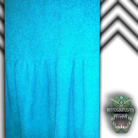 Vintage Robe - Picture 2 of 7